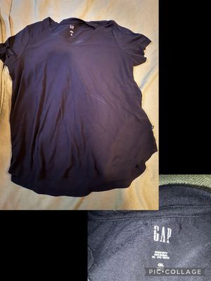 Gap blk tee  Women's - XL