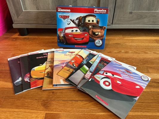 Disney Cars 12 phonics books