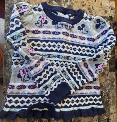 Babygap Disney Sweater  5T/5