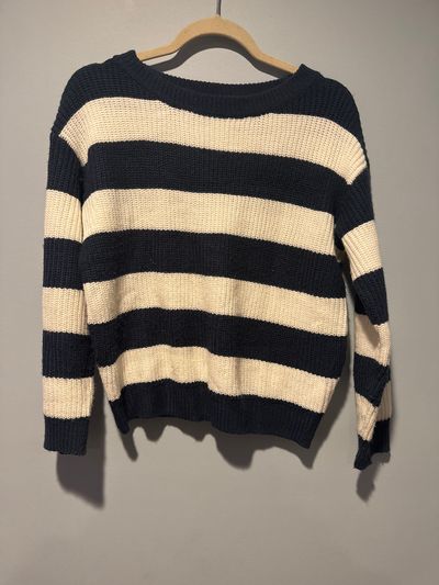 SHEIN Navy blue, white striped sweaters 10-12