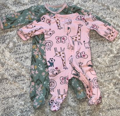 Carters long sleeve footies lot of 2 Great condition. SFPF home 3 Months