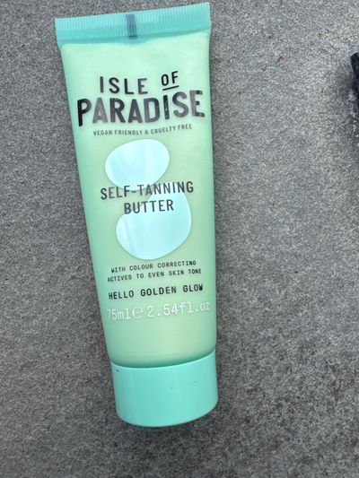 Brand New Isle of paradise self tanning butter 2.5 ounces golden glow, even skin tone