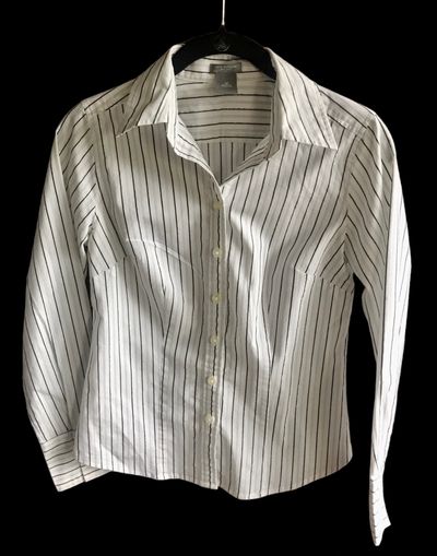 Ann Taylor 2 Petite White, black, silver button down LS shirt Women's - XS
