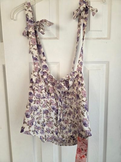 Brand New with Tag Purple/White Flower Tie Tank To  Women's - L