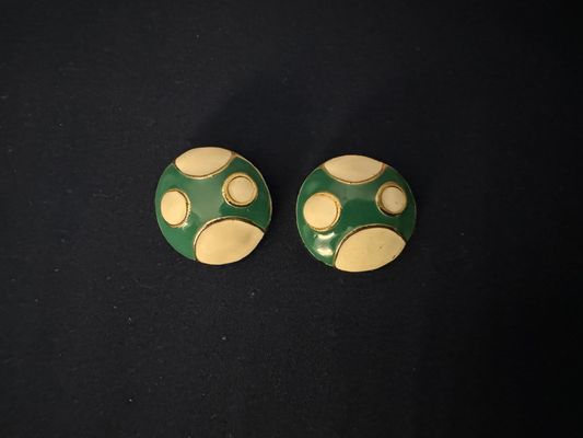 Clip-on Earrings Green & White Clip-on Earrings
