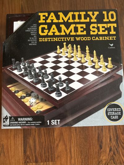 Family 10 game set In wood cabinet