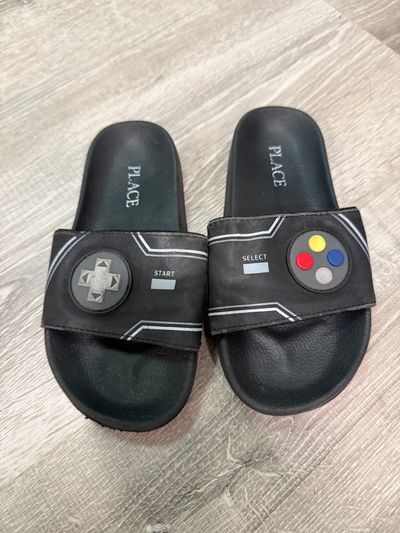 Childrens place Childrens place boys gaming sandal/slides 12 (Lil' Kid)