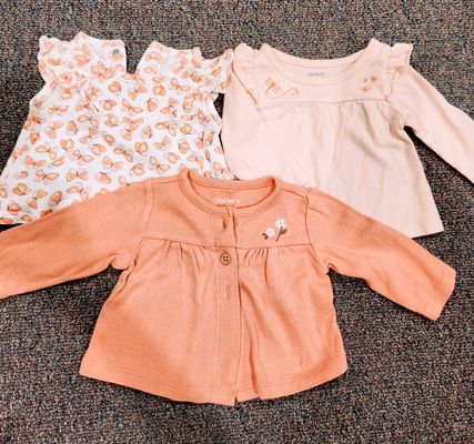 Carters NB short sleeve, long sleeve and cardigan set 0-3 Months