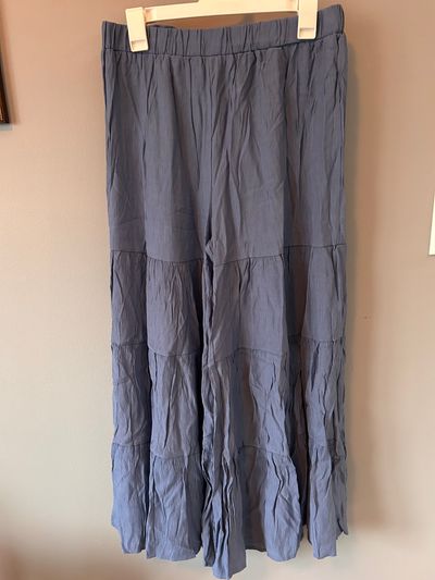 Chicwish Flowy pants NWT Women's - XL