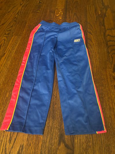 Nike size 6 track pants  6T/6