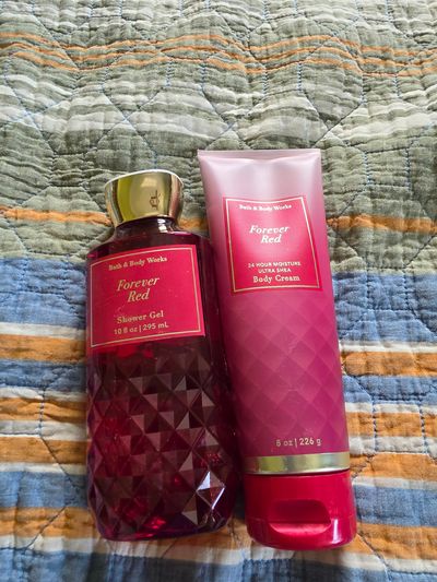 Bath and Body Works Forever Red Shower Gel/Body Cream