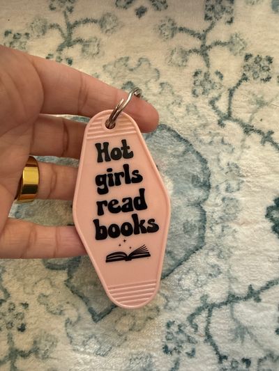 Handmade Hot girls read books motel keychain
