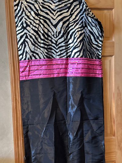 Essential Brand new curtains 48 x 63 2panels