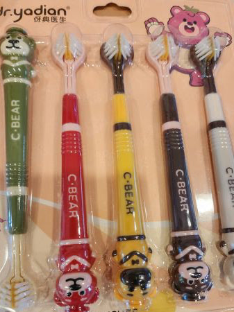 NEW tooth brush pack of 5 NEW tooth brush pack of 5