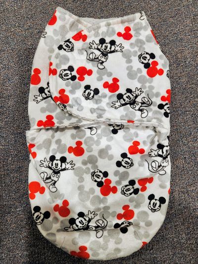 Disney Warm fleece swaddle 0-3 Months