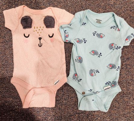 Gerber NB onesis 0-3 Months