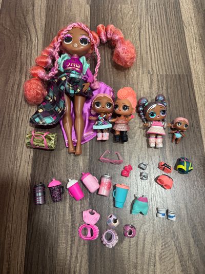 LOL doll lot clothes accessories Big dolls babies sisters