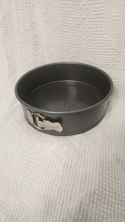 MOLDING PAN Have some scratches