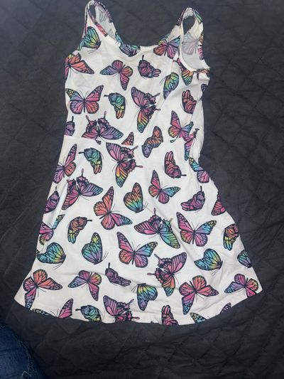 The childrens place size 5/6 White dress with butterflies 6T/6