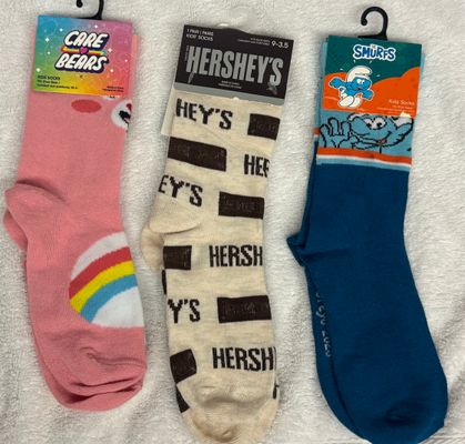 3 Pairs Brand New Girls Socks Size 9-4 3 Pairs Brand New Girls Socks Care Bears, Hershey, smurfs