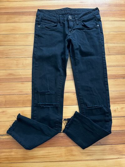 Machine Stretch Black Jeggings with cutout at knees Junior S - 1