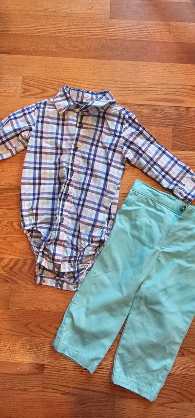 Carter's BNWT button down bodysuit with dress pants 24 Months