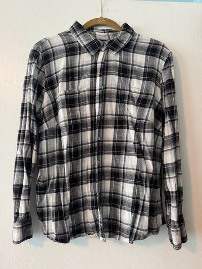 Womens Flannel size XL Womens Flannel size XL. Worn once Women's - XL