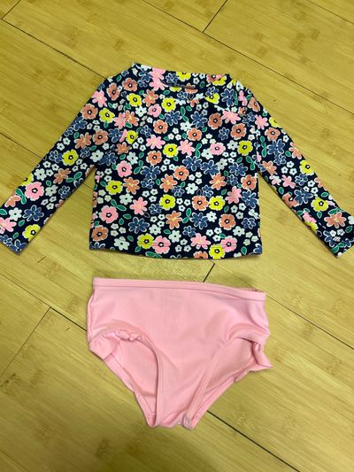 Carters Long sleeve floral set 12 Months