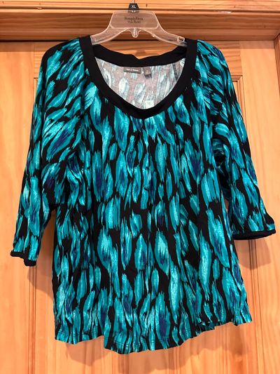 Apt 9 brand new with tags Brand new with tags Women's - XL