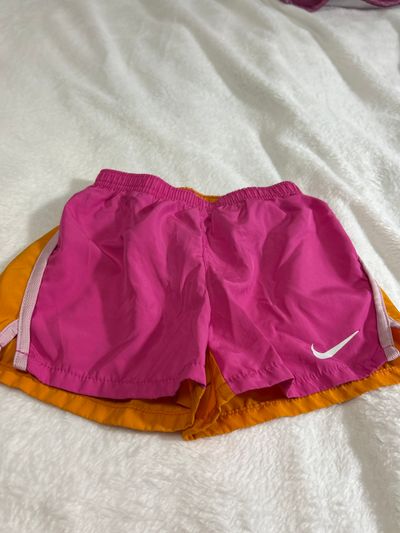 Nike Pink and orange shorts 6T/6