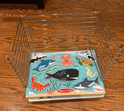 Wire puzzle rack - puzzles not included