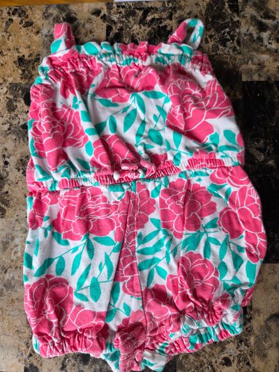 Babygap romper flowers  12-18 Months