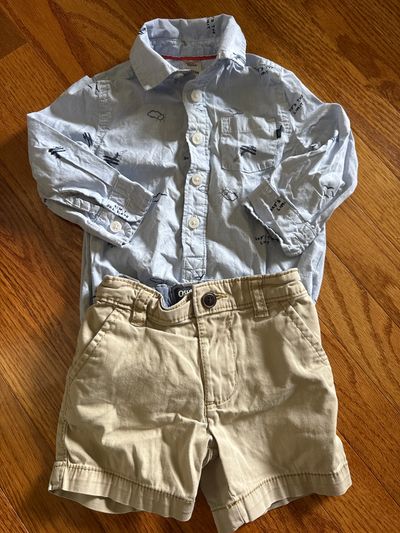 Osh kosh bgosh Two piece plane outfit 9-12 Months