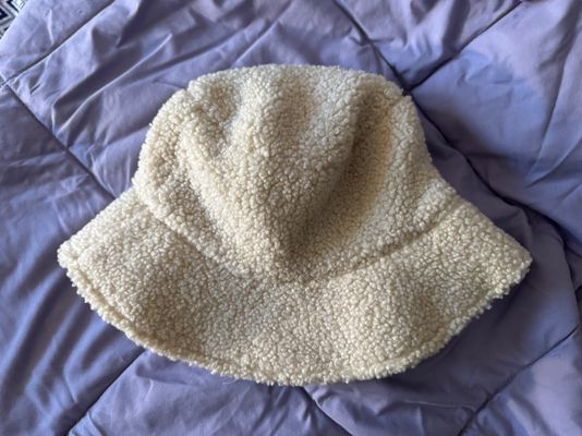Primark Off White Fuzzy Bucket Hat Hat M 7 to 7-1/8in