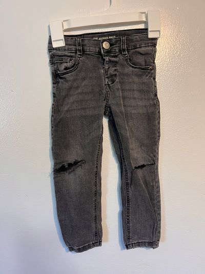 Zara Distressed Black/Grey Skinny Jeans 4T