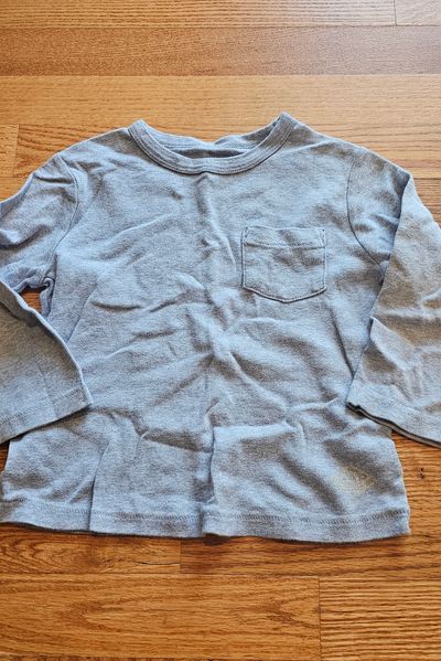 Baby Gap Like new Toddler 3T Plain shirt in Heather blue w/ a pocket 3T