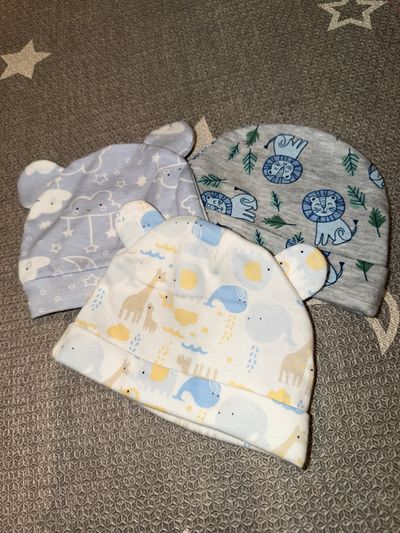 Little beginnings Set of 3 baby hats Infant (0-2 yrs)