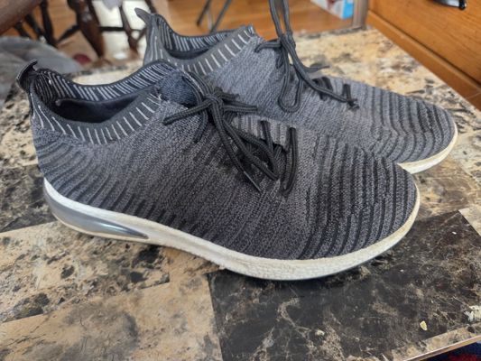 Harmony Balance Sneakers  8-1/2 (Adult)