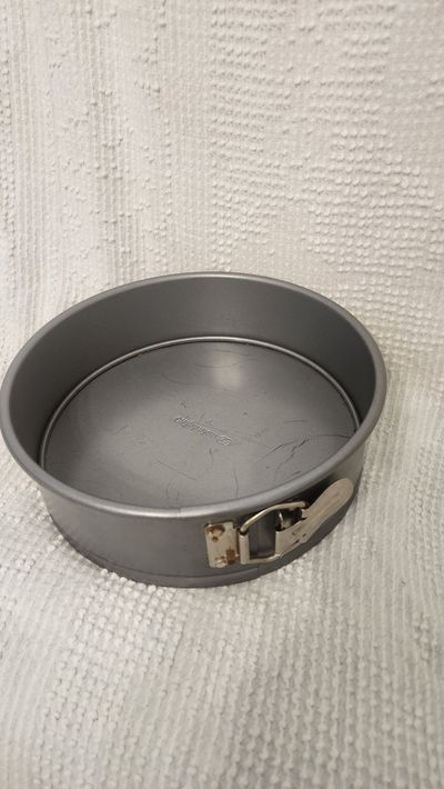 MOLDING PAN Have some scratches