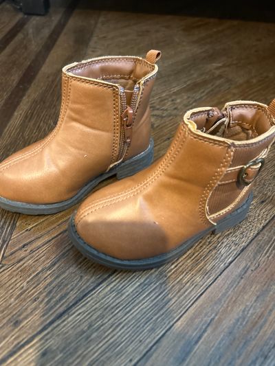 Carters Brown Boots 6 (Toddler)