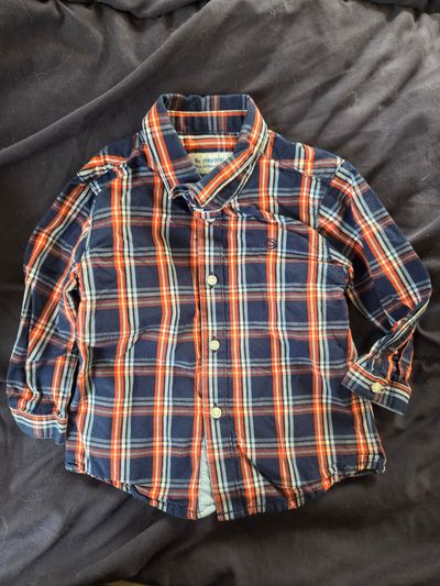 Mayoal Long sleeved button down shirt  9 Months