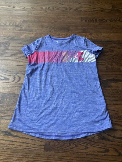 Under Armour could be unisex youth, large top  10-12