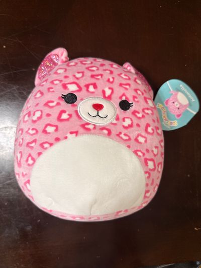 New Antonella Squishmallow cheetah pink
