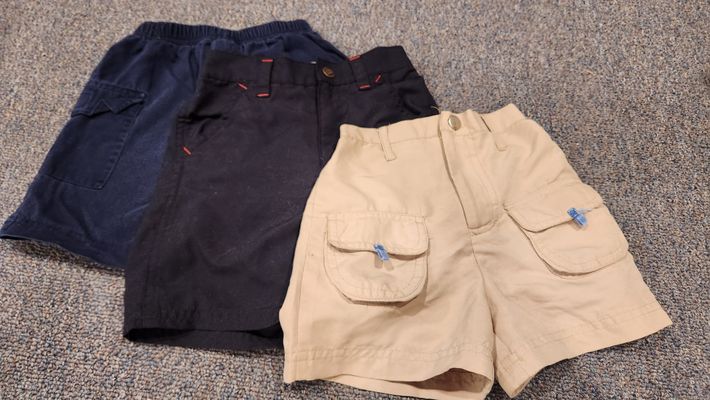 Various 3 x Summer cargo shorts 18 Months