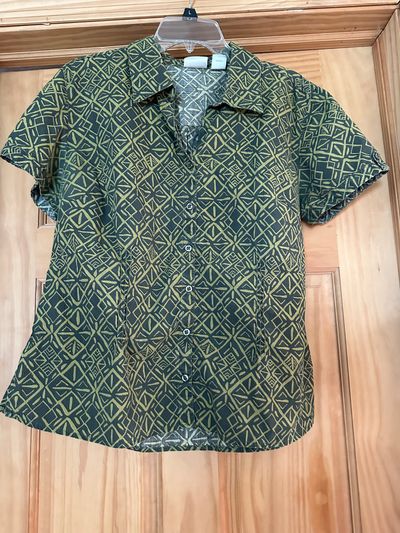 Erika  Women's - L