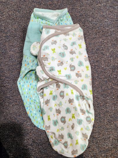 Swaddle Me Velcro swaddles, S-Med 0-3 Months