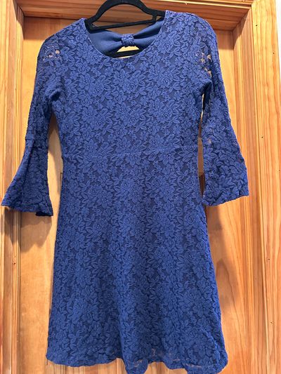 Justice Beautiful lace blue dress 3/4 sleeve 14-16