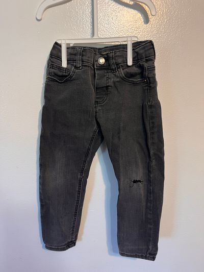 Zara Distressed Black Skinny Jeans 4T