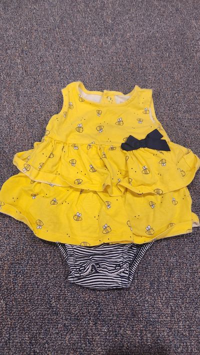 Carter's Summer romper 12 Months