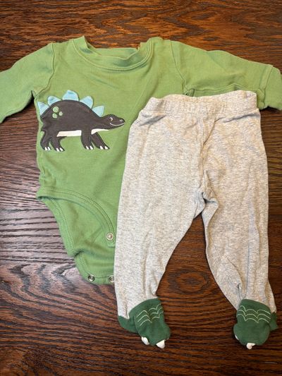 Carters Outfit 3 Months